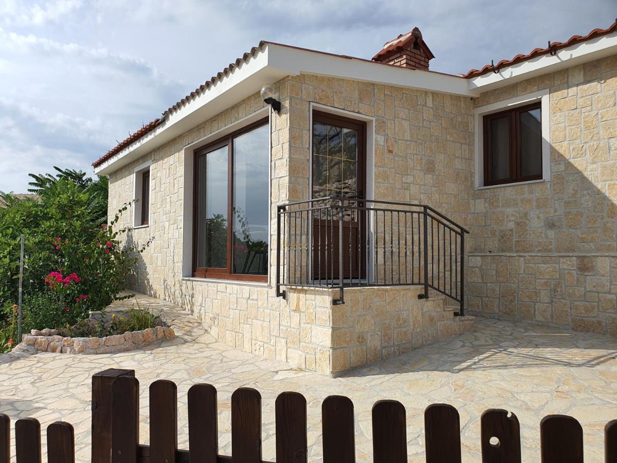 Holiday House Pag Zubovići Buitenkant foto